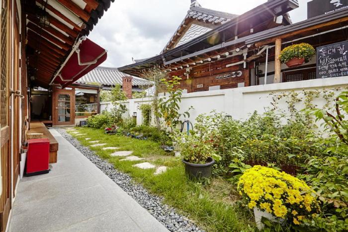 Jeonju Nostalgic Home Esterno foto
